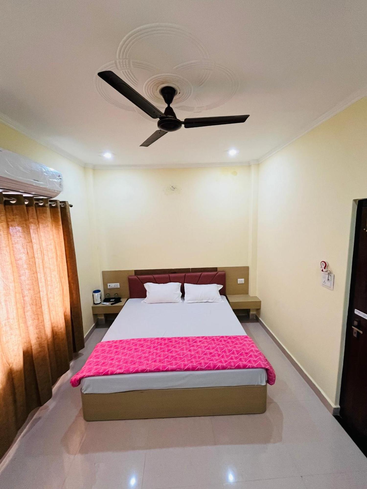 River View Paying Guest House Varanasi Exteriör bild